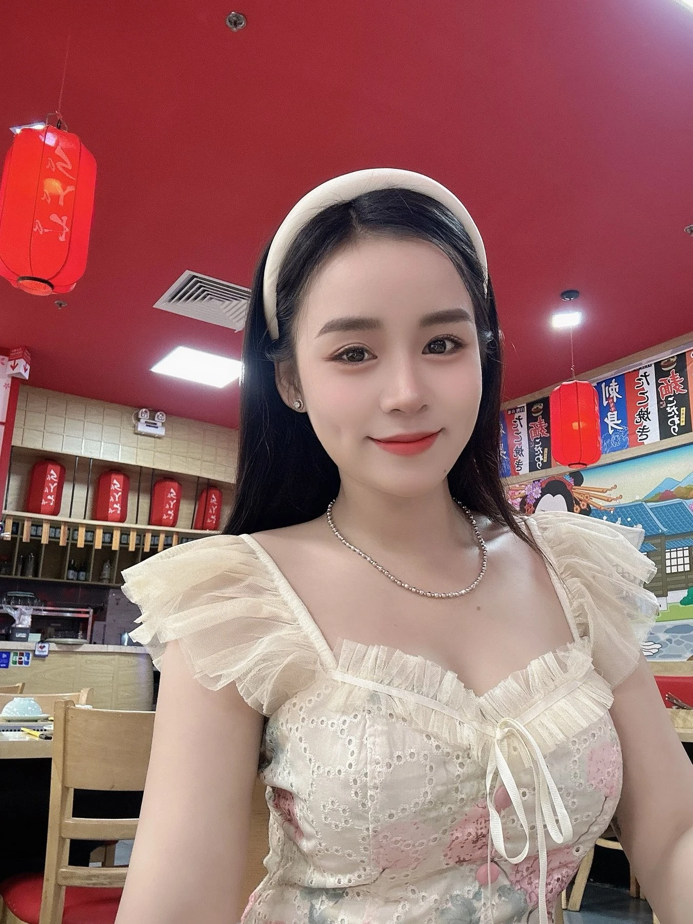 Suri – Vietnamese escort agency in Ho Chi Minh City, Escort, Ho Chi Minh City