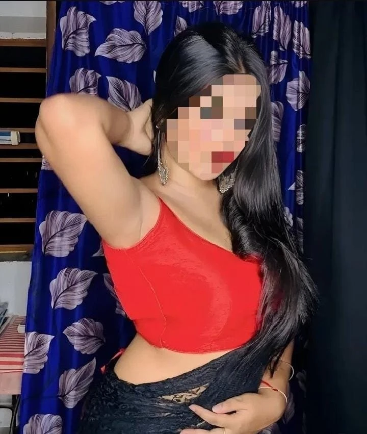 Tiya ( Cam & Meet ) – Indian escort in Hyderabad — 2 / 5