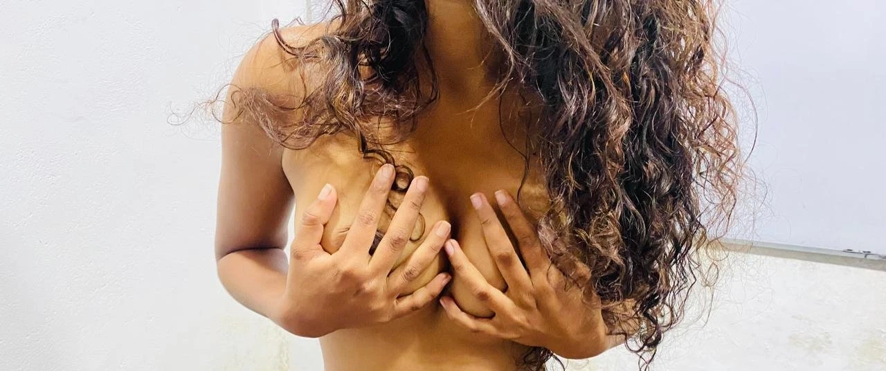 Real Teen Couple – Sri Lankan escort in Colombo — 2 / 4