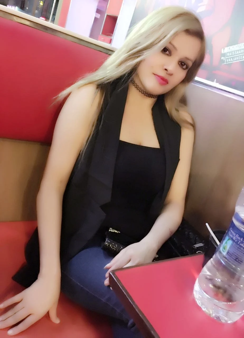 Russian & Models AEROCITY – Russian escort in New Delhi — 2 / 4