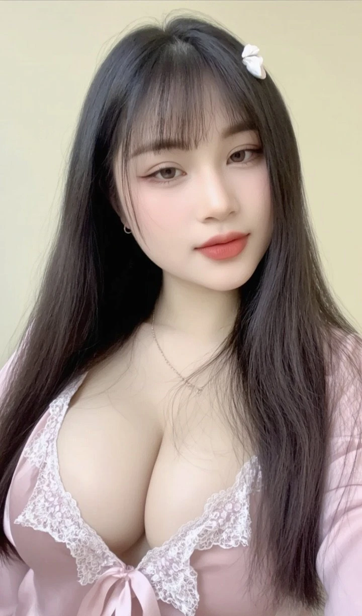 Bella – South Korean escort in Mumbai — 6 / 13