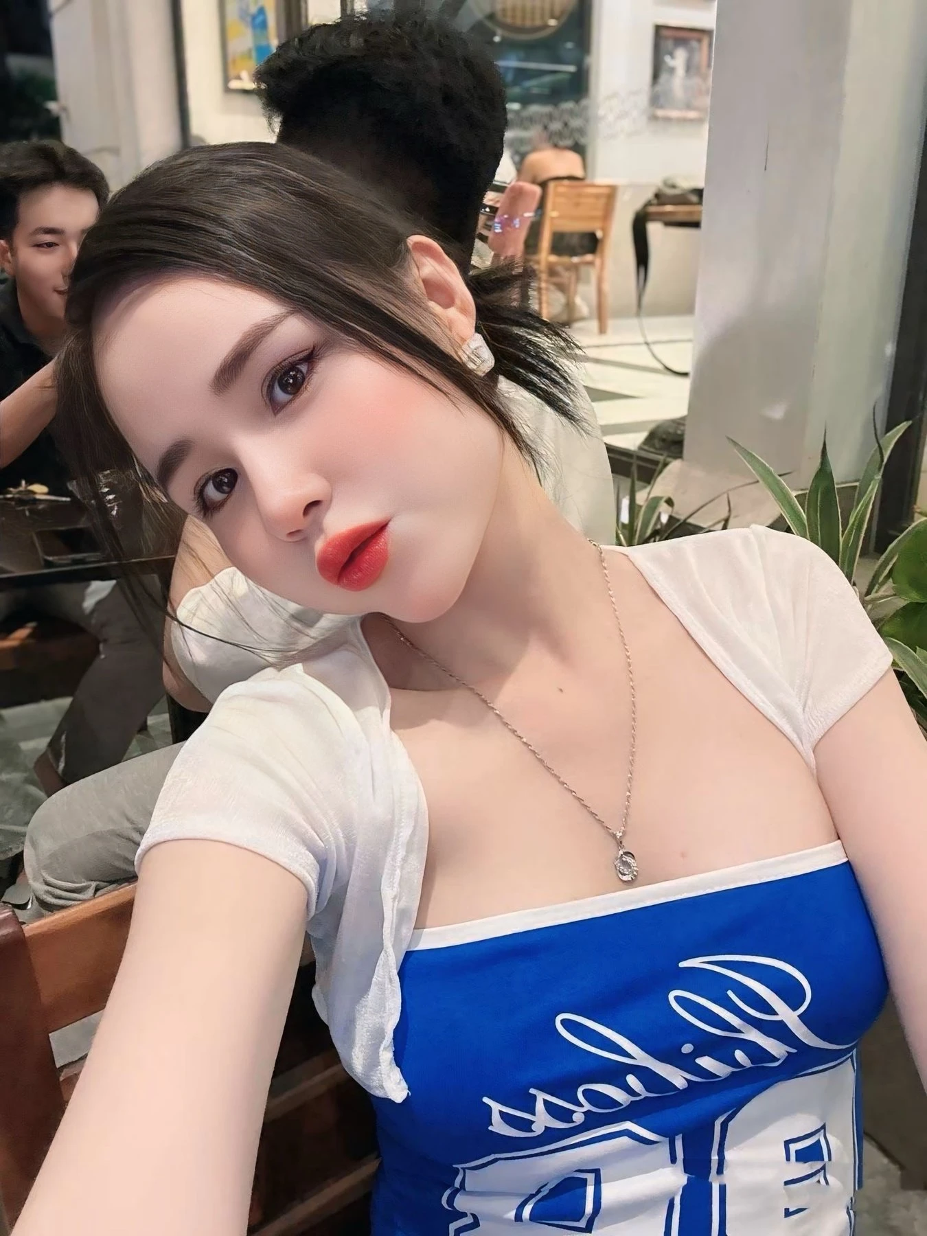 Jenni – Singaporean escort in Da Nang — 13 / 23