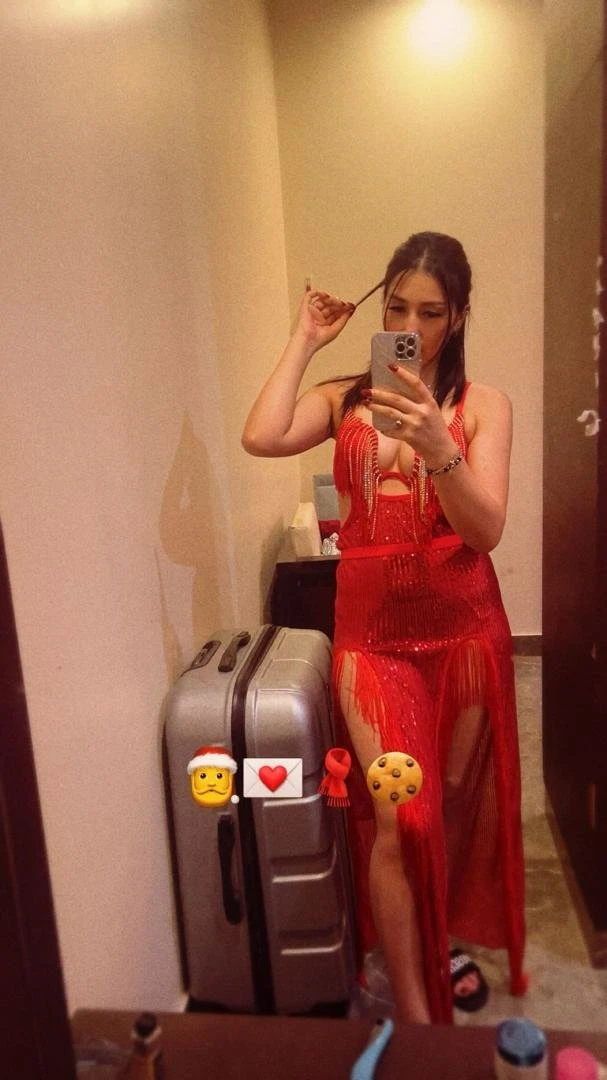 Vanu Russian Slim Fit in Jaipur – Russian escort in Jaipur — 3 / 6