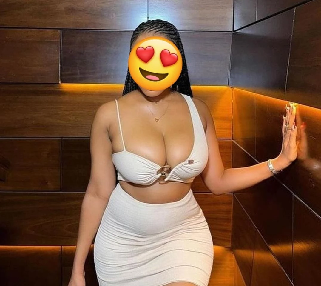 KAREN. Horny love to be your slave – Burundian escort in Hyderabad — 3 / 4