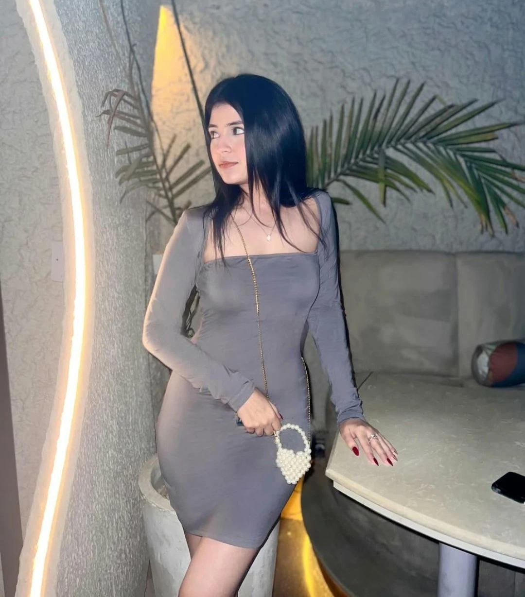 Priyanka – Indian escort in New Delhi — 2 / 4