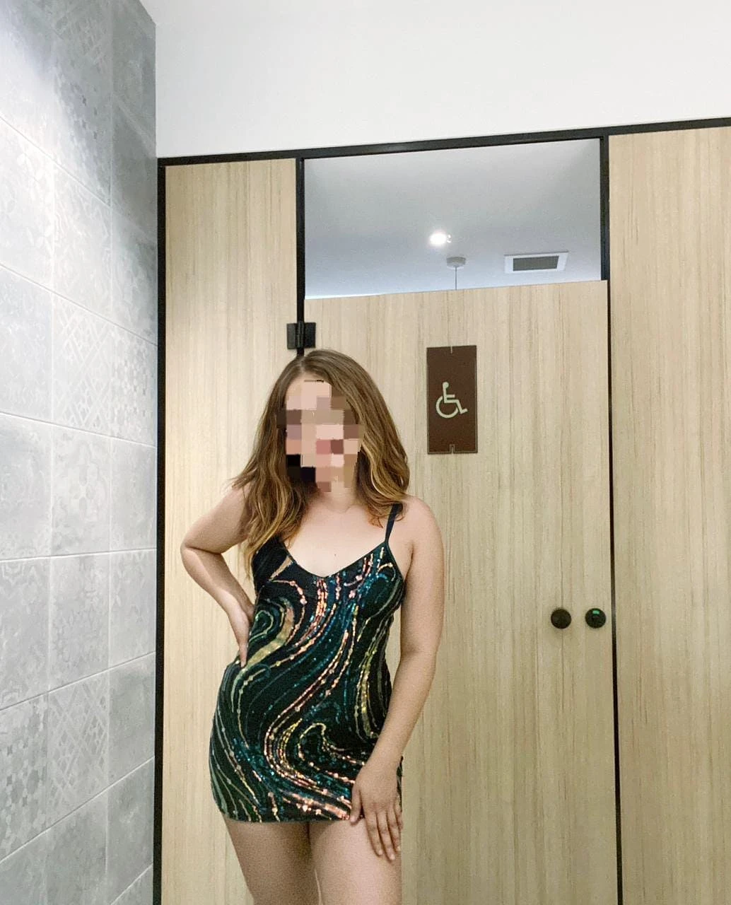 Alice – French escort in Colombo — 2 / 4