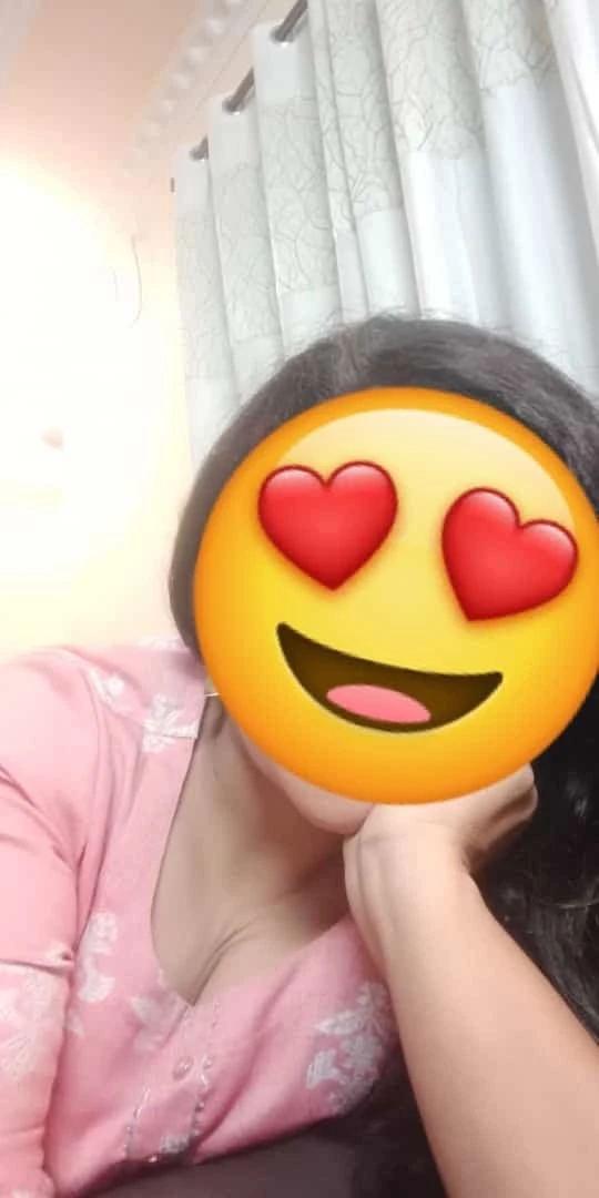 Vanaja – Indian escort in Hyderabad — 2 / 3