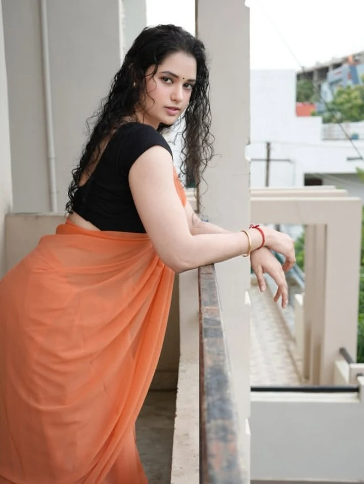 RUSSIAN AVAILABLE SURAT – escort in Surat — 3 / 9