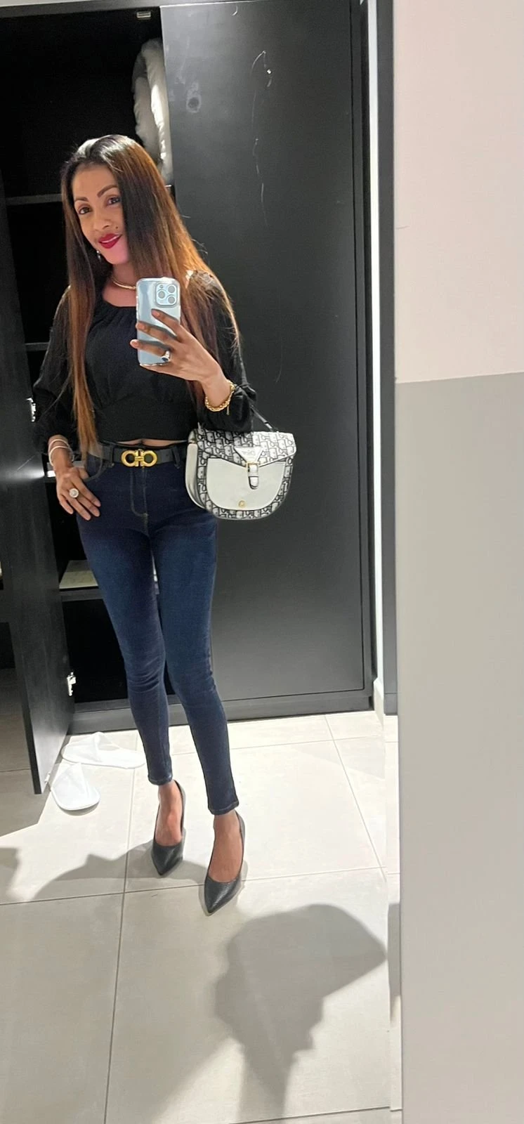 Anouska – French escort in Colombo — 3 / 5