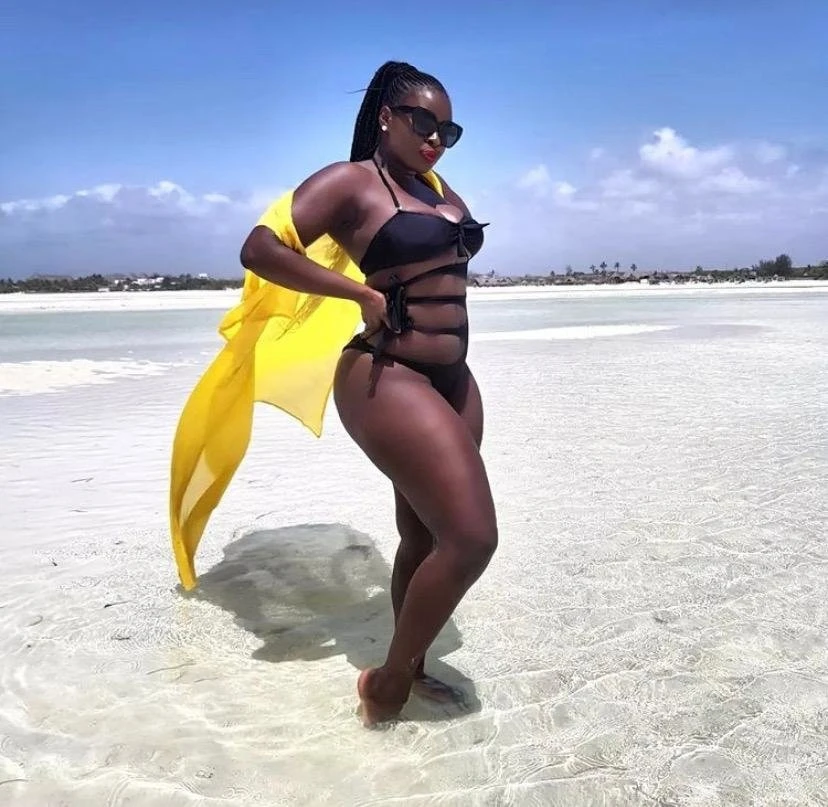 Felicia video calls only – Ethiopian escort in Kochi — 2 / 6
