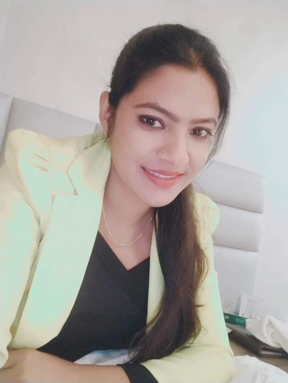 Dona Indipendent CAM AND REAL MEET – Indian escort in Kolkata — 5 / 6