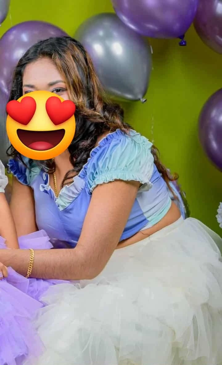 Young Beautiful Girls and Shemale – Sri Lankan escort in Negombo — 2 / 6