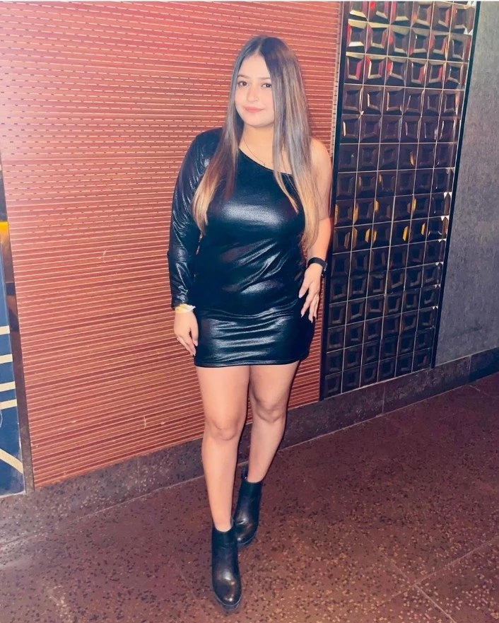 KAVYA SHARMA BEST VIP ESCORT SERVICE – Indian escort agency in Manali — 4 / 5