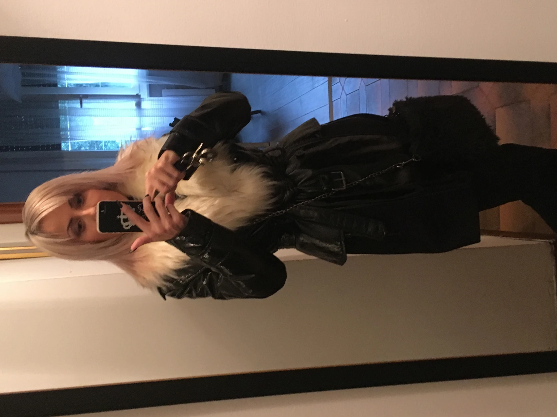Lady Desiree Mistress Beirut 17/20 Apr – Italian dominatrix in Beirut — 13 / 23