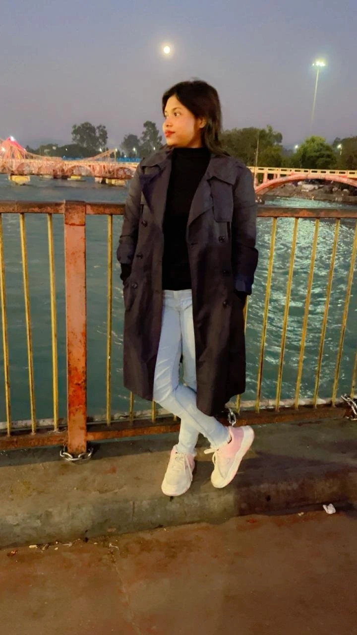 Alina – Indian escort in Hyderabad — 2 / 4