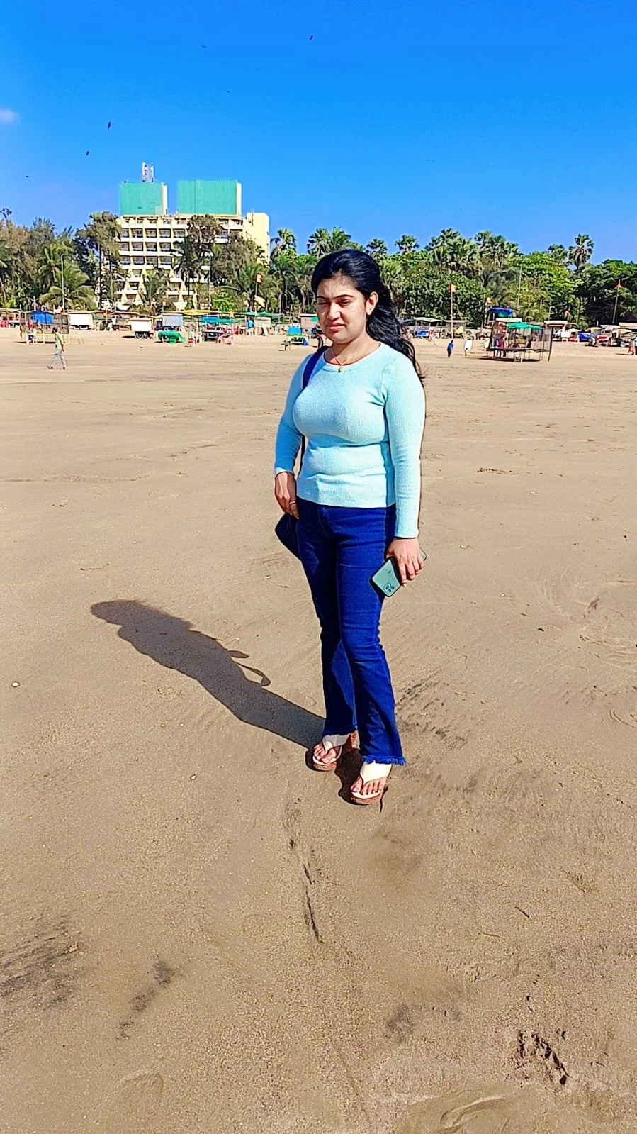 Komal Real Meeting and Cam Service – Indian escort in Mumbai — 2 / 3