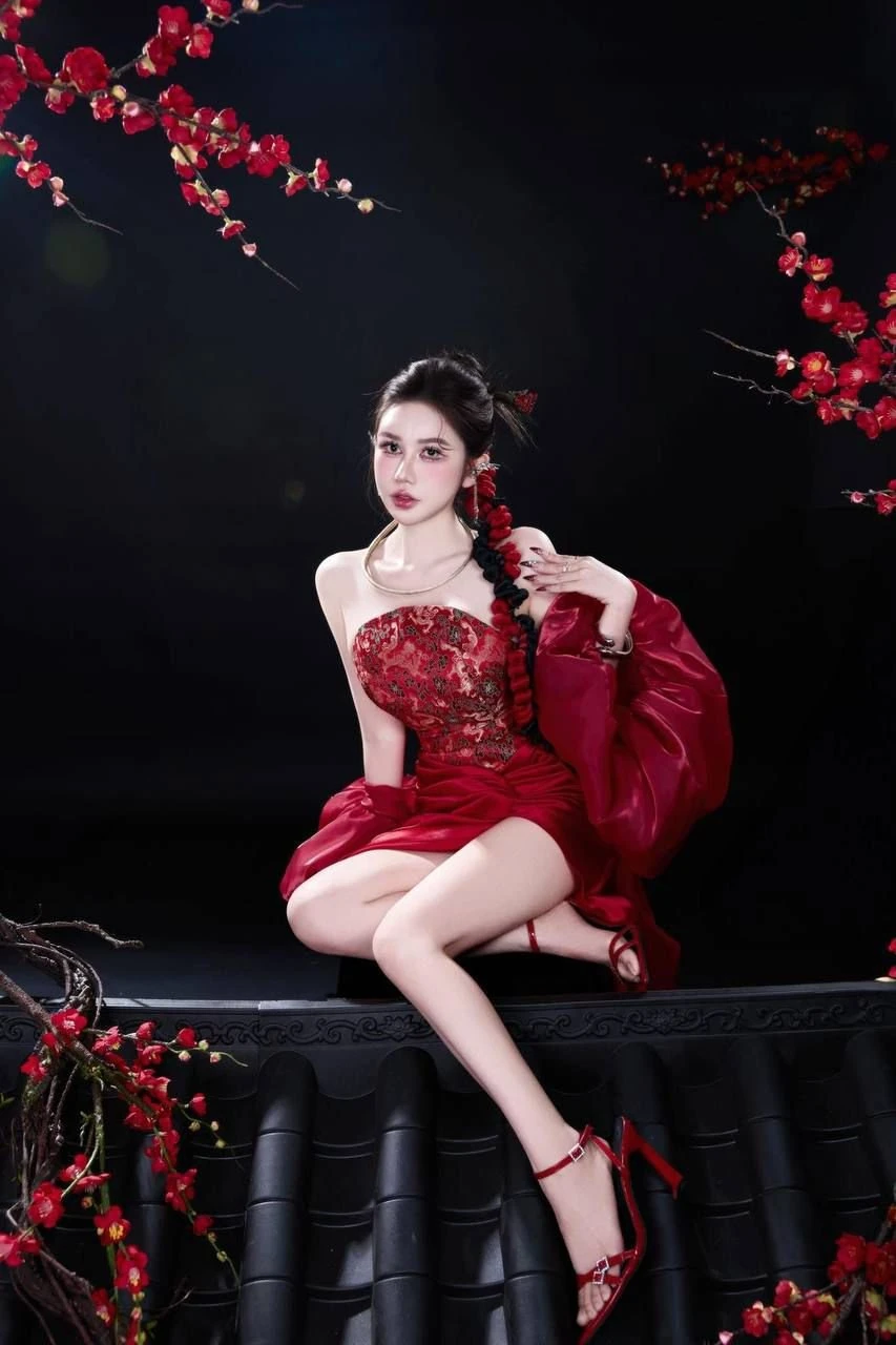 Mina – Vietnamese escort in Ho Chi Minh City — 9 / 10