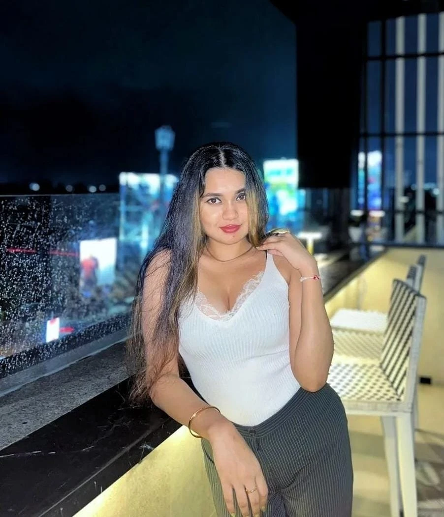 Dipika Ji – escort in New Delhi — 1 / 2