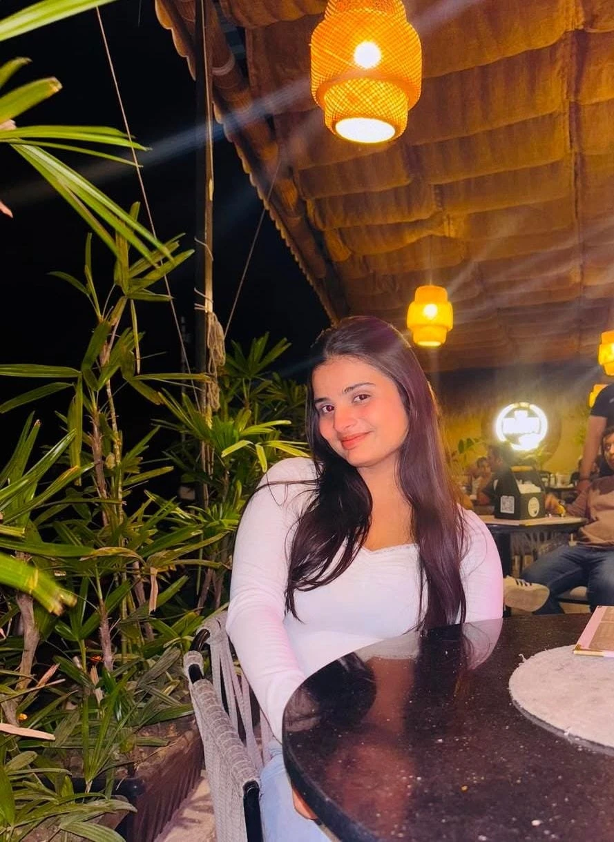 Avani Escorts No Advance – Indian escort in Hyderabad — 12 / 14