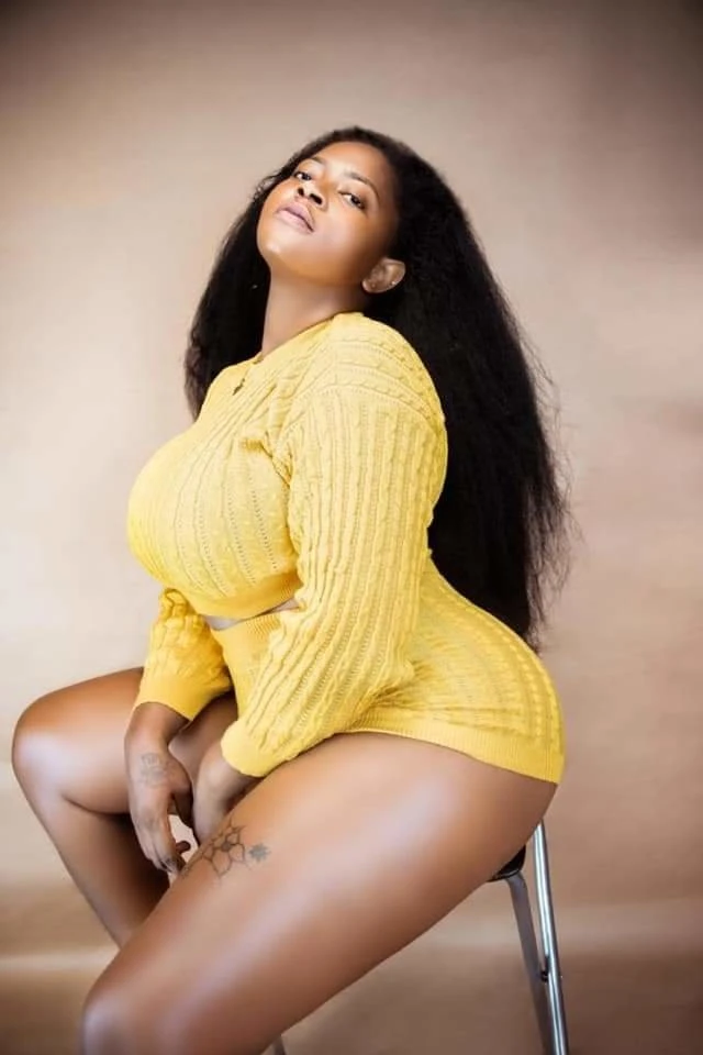 Candila – Cameroonian escort in Tunis — 2 / 4