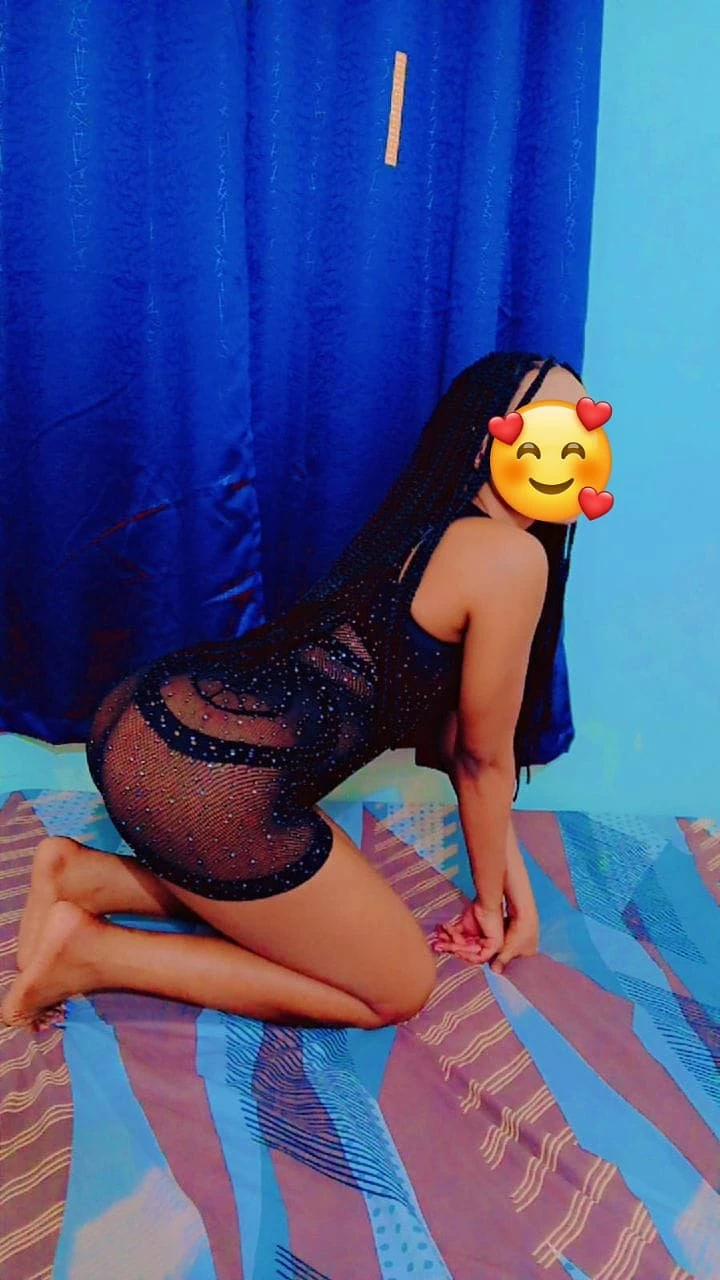 Juicy Tyla African Queen Cum & Meet – South African escort in Pune — 7 / 8