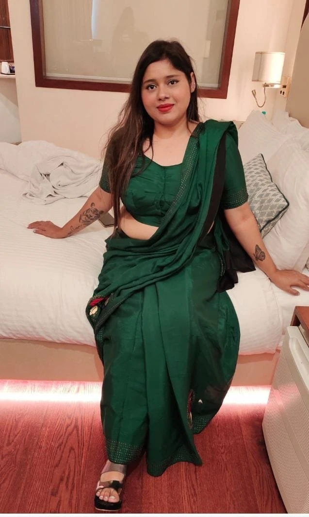 Sumitra Vip Call Girl Service Available – Indian escort in Kochi — 2 / 3