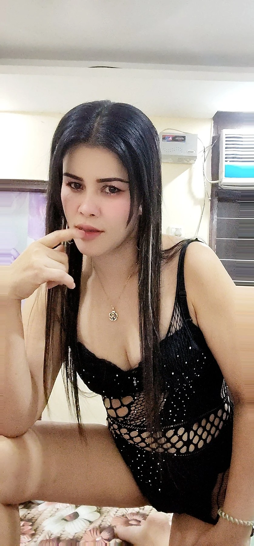 Nikki – Thai masseuse in Gurgaon — 3 / 17