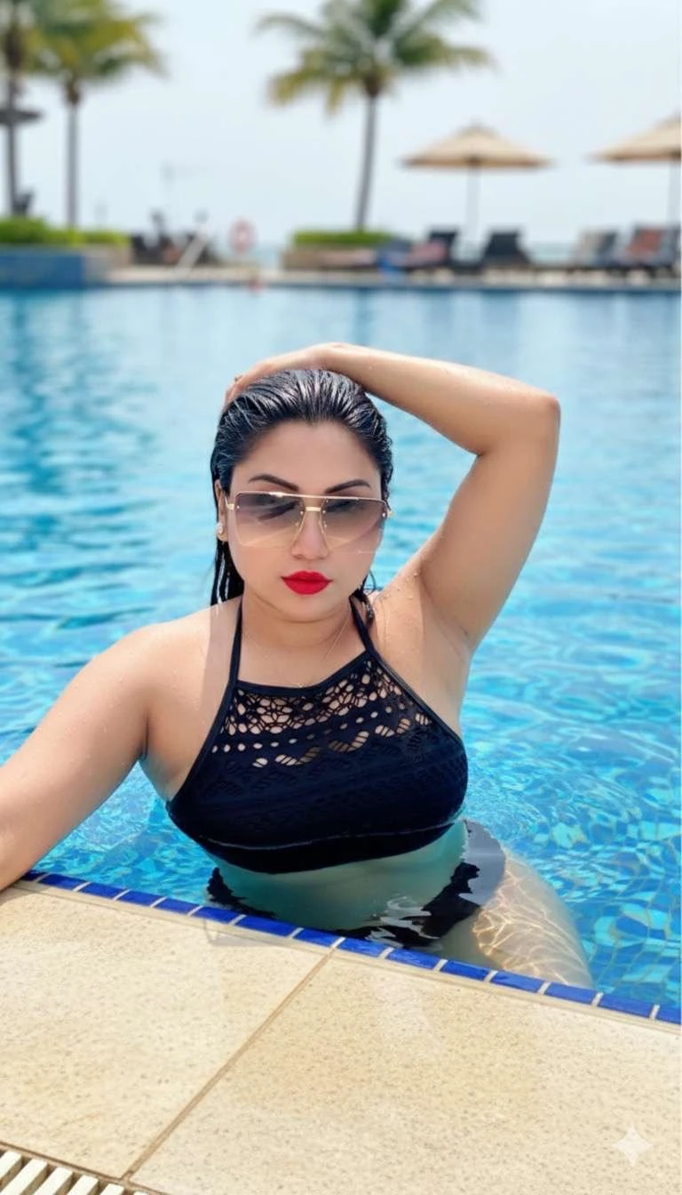 Anisha Indian Model – Indian escort in Mumbai — 4 / 8