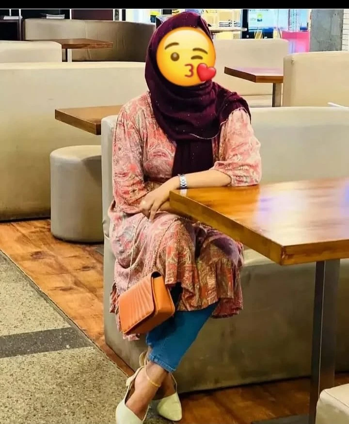 Muslim girl sara. Vip – Sri Lankan escort in Colombo, Escort, Colombo