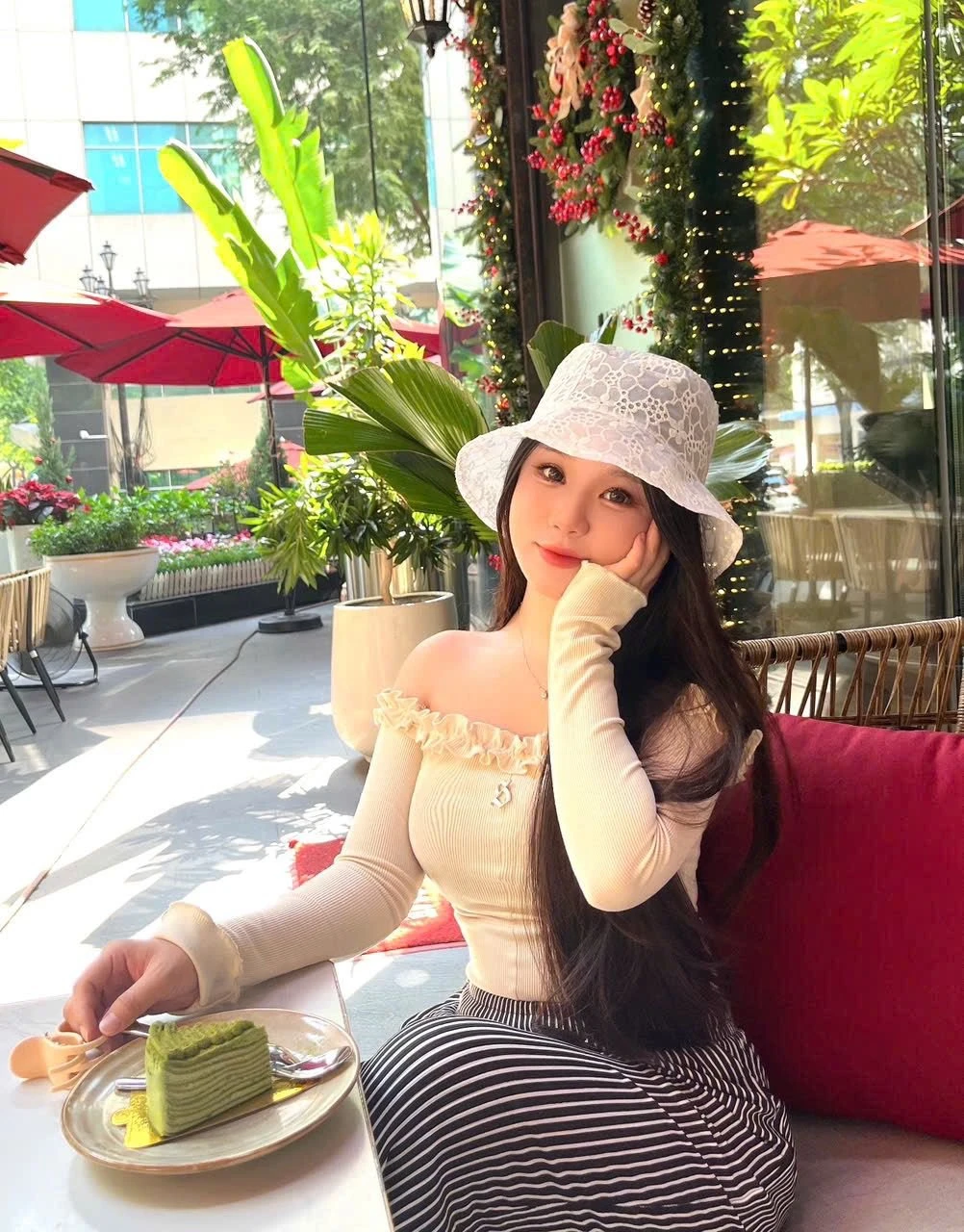 Dianna – Filipino escort in Ho Chi Minh City — 5 / 13