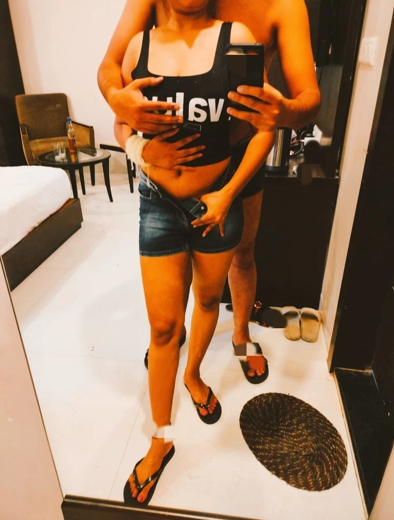 Cam Show Solo/Cpl/BDSM/Cukold/G&B Shower – Indian escort in Mumbai — 3 / 22
