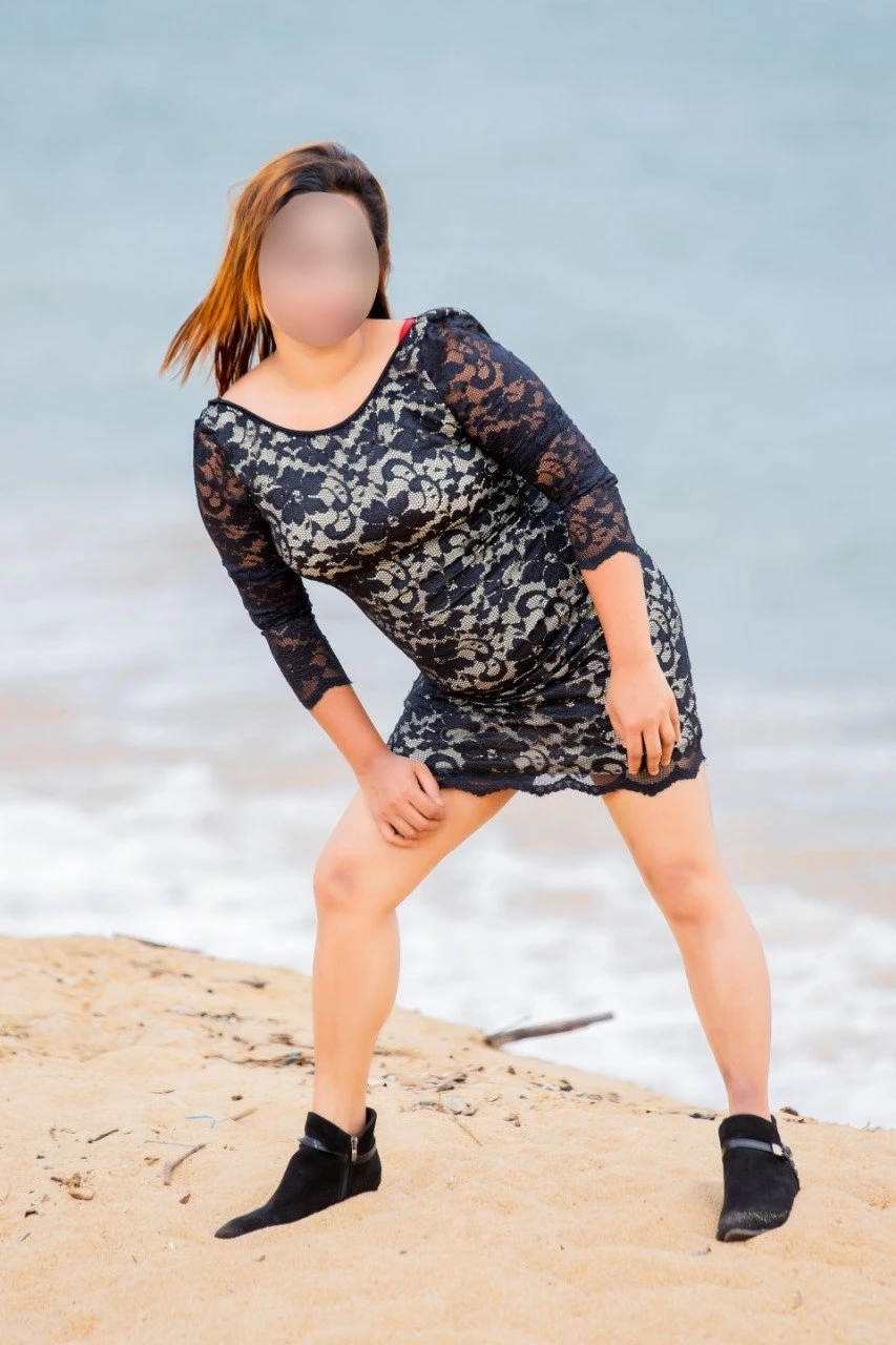 Rozanne VIP – Sri Lankan escort in Colombo — 7 / 10