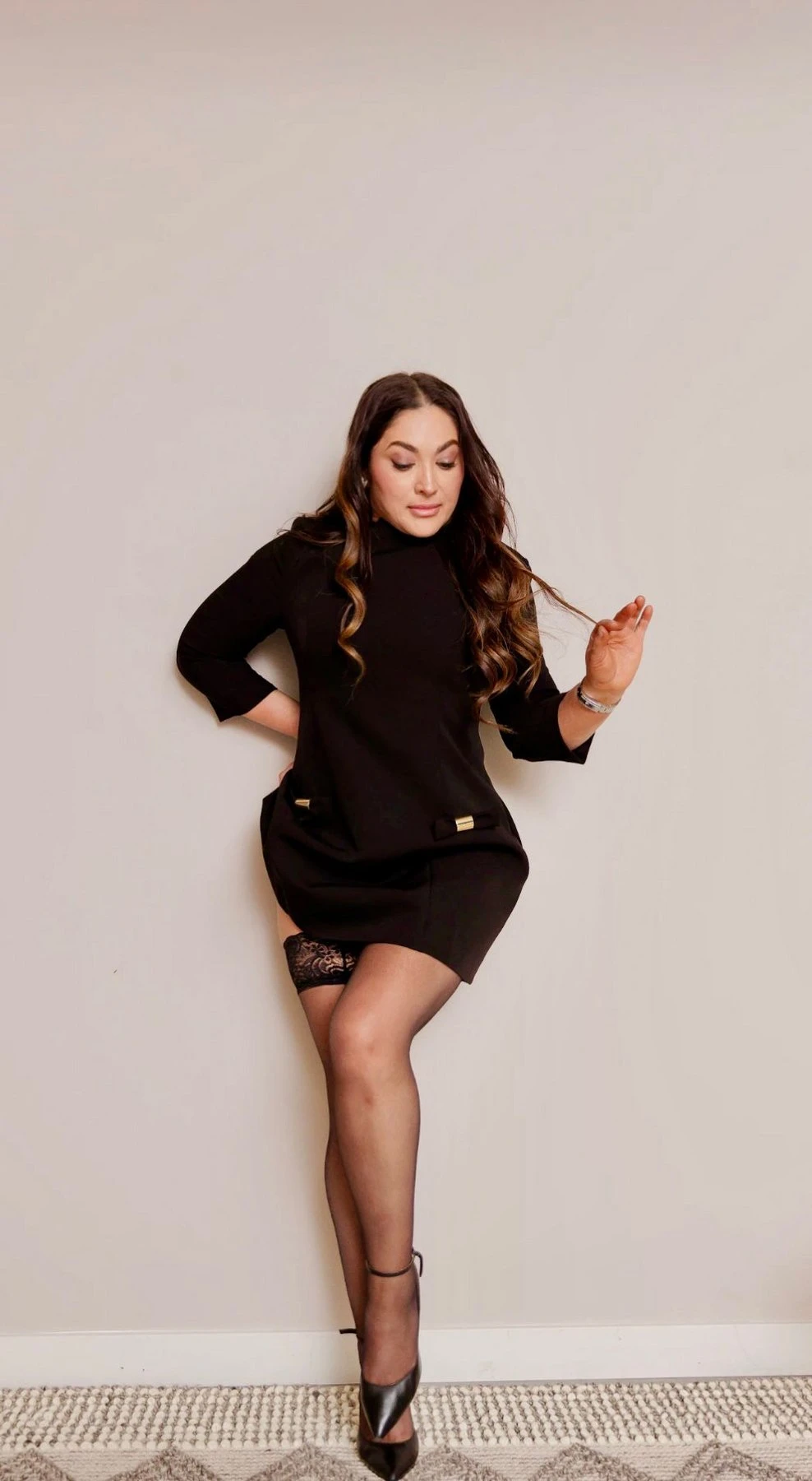 Selena – Canadian escort in Beirut — 17 / 19
