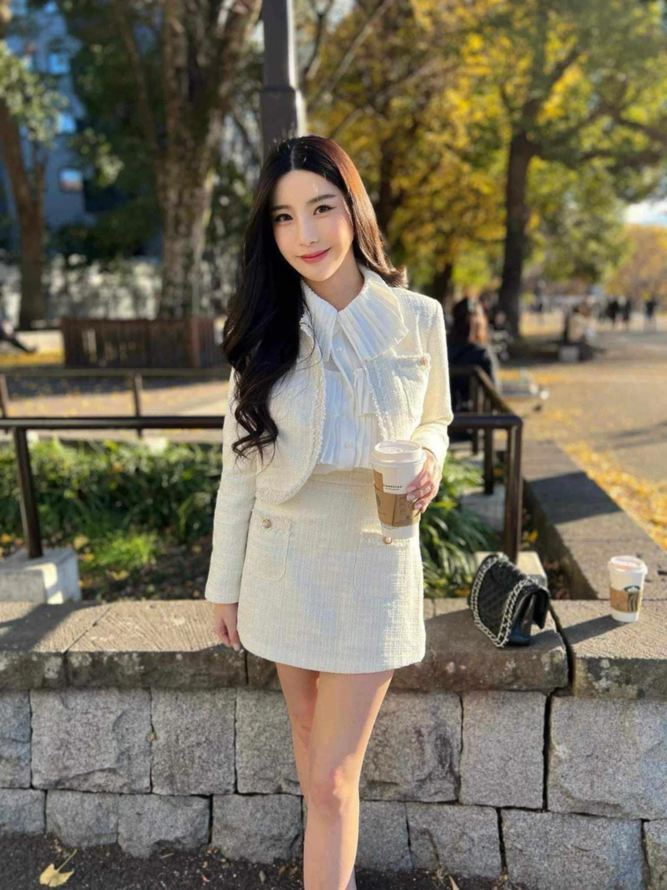 Anny Lee – Vietnamese escort in Seoul — 18 / 25