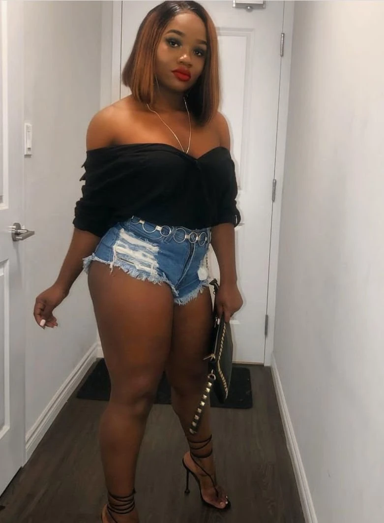 Joy – Central African escort in Beirut — 5 / 9