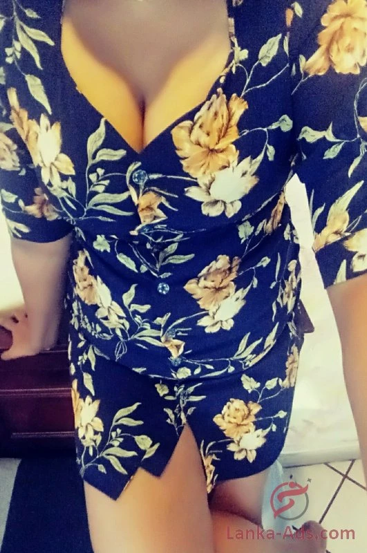 Taniya – Sri Lankan escort in Colombo — 2 / 5