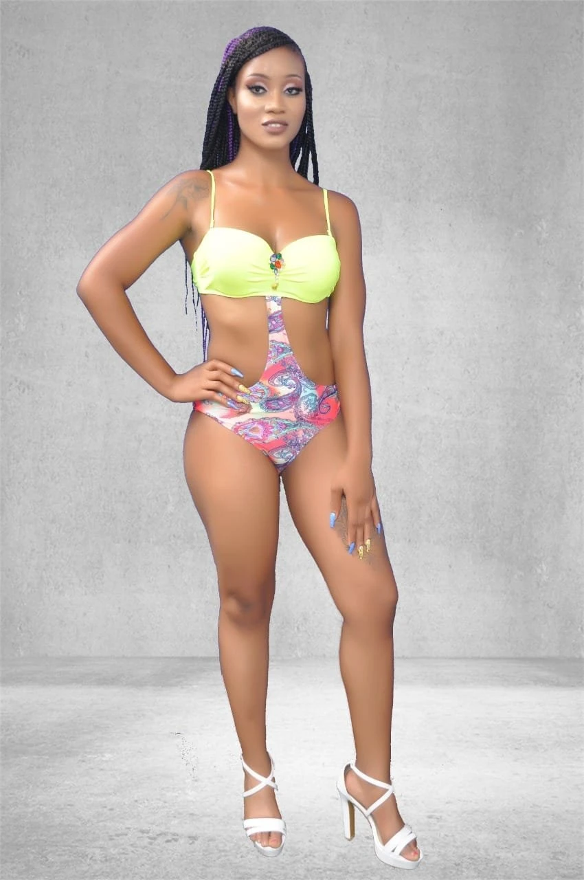 Tiwa – South African escort in Beirut — 5 / 7