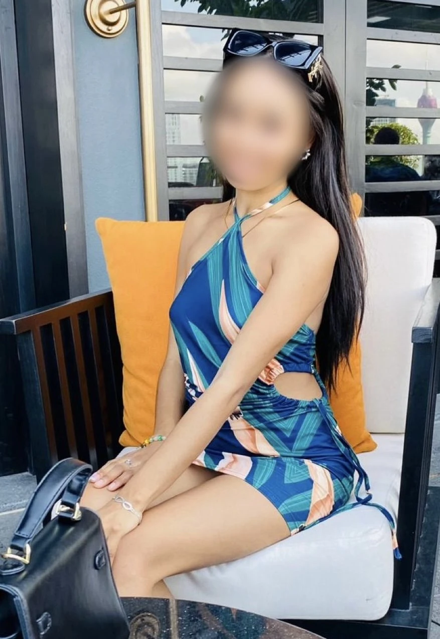 Charmaine Eva Young Petite GFE – Sri Lankan escort in Colombo — 8 / 26