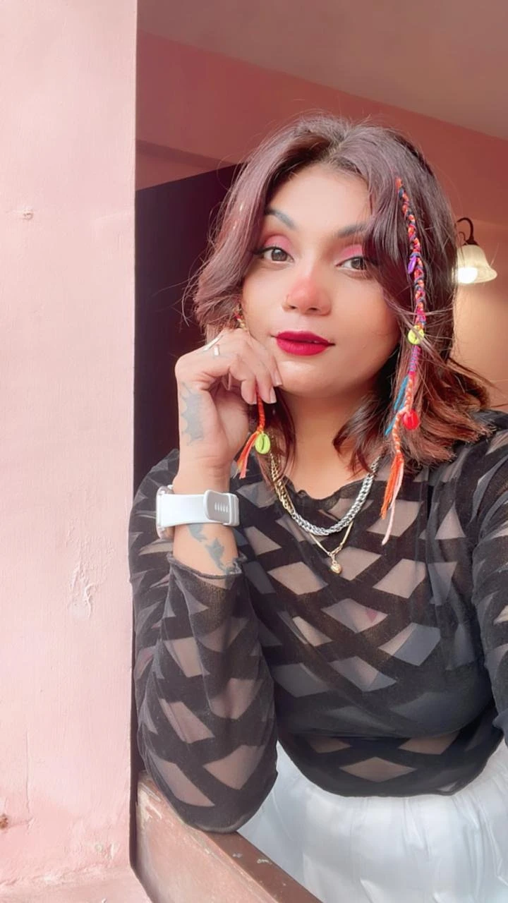 Zanya cam show real meet – Indian escort in Hyderabad — 1 / 15