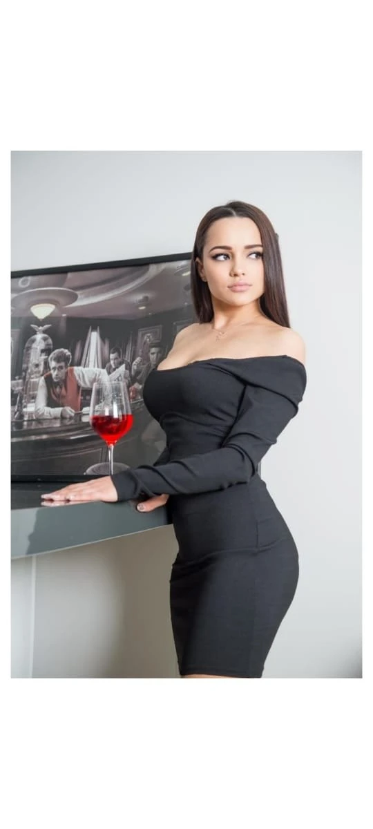 Aerocity five star Hotel escorts Delhi – Russian escort in New Delhi — 4 / 6