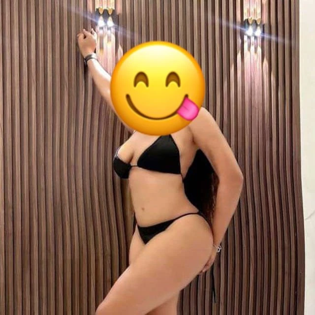 Douce Délicieuse – Cameroonian escort in Abidjan — 2 / 4
