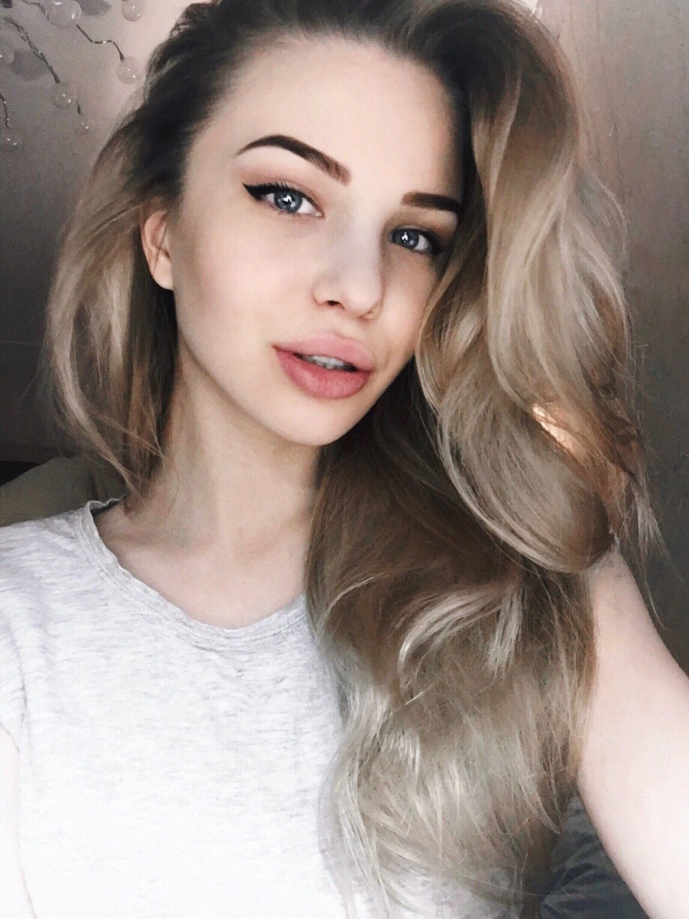 Veronika – Ukrainian escort in Kiev — 2 / 4