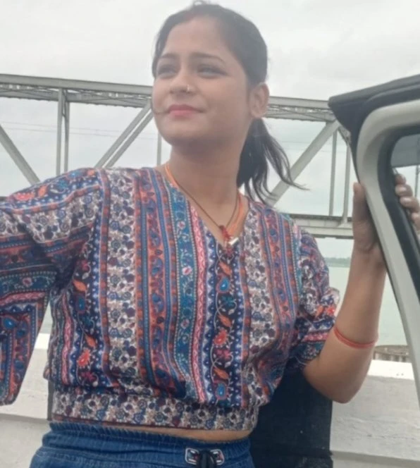 Sonaliraj (real meet and cam show) – Indian escort in Chennai — 8 / 9