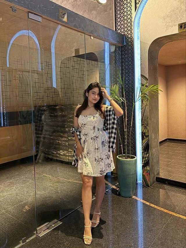 Ankita – Indian escort in Mumbai — 2 / 5