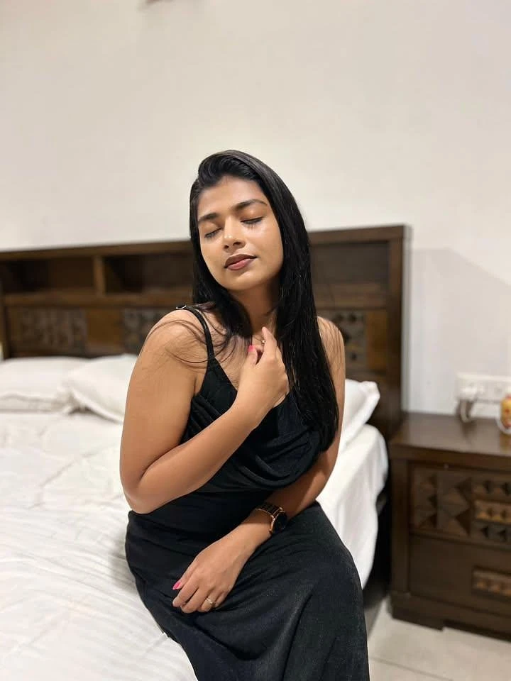 Divya – Indian escort in Vadodara — 4 / 5