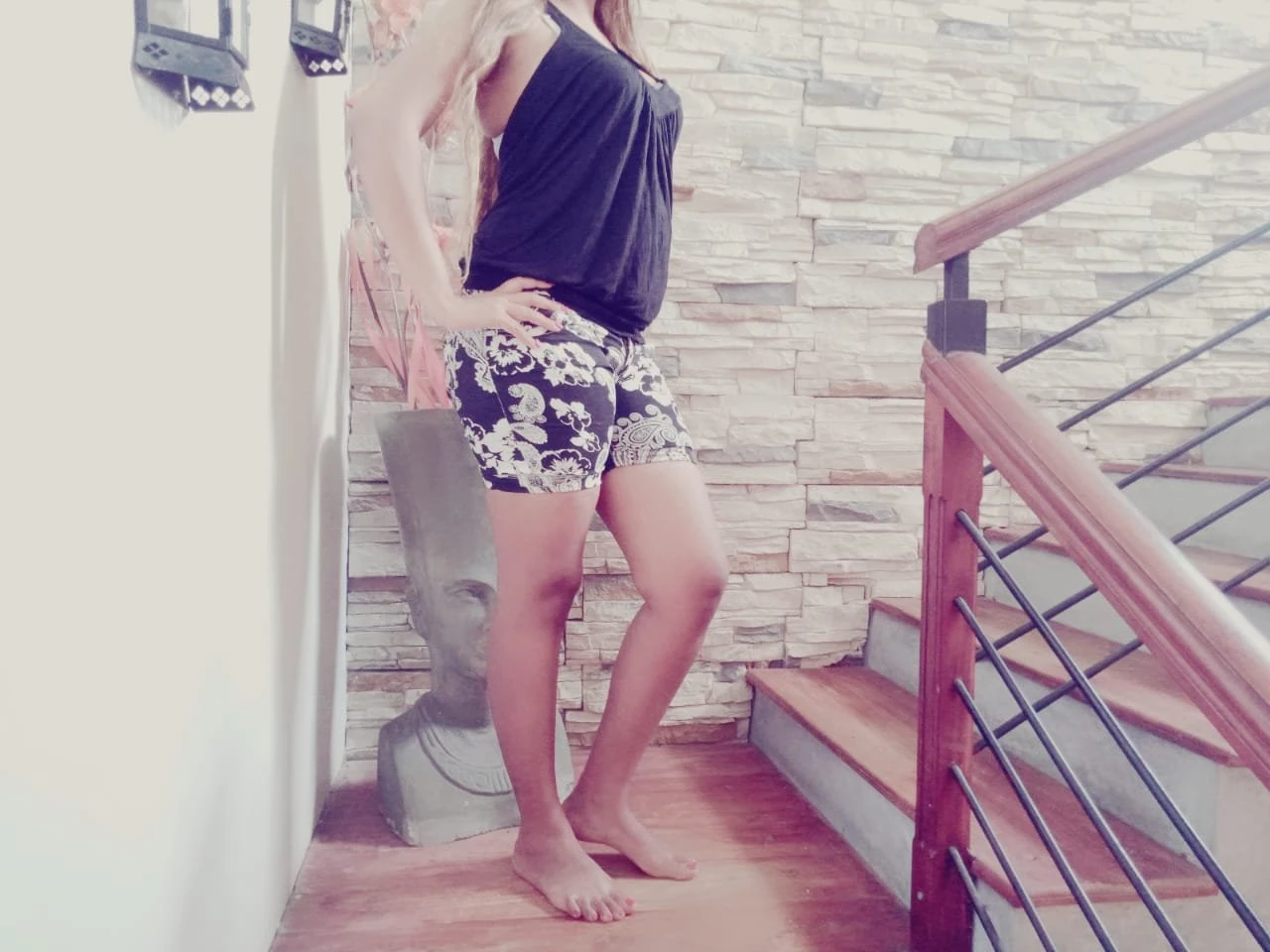 Lesbian Sister – Sri Lankan escort in Colombo — 4 / 6