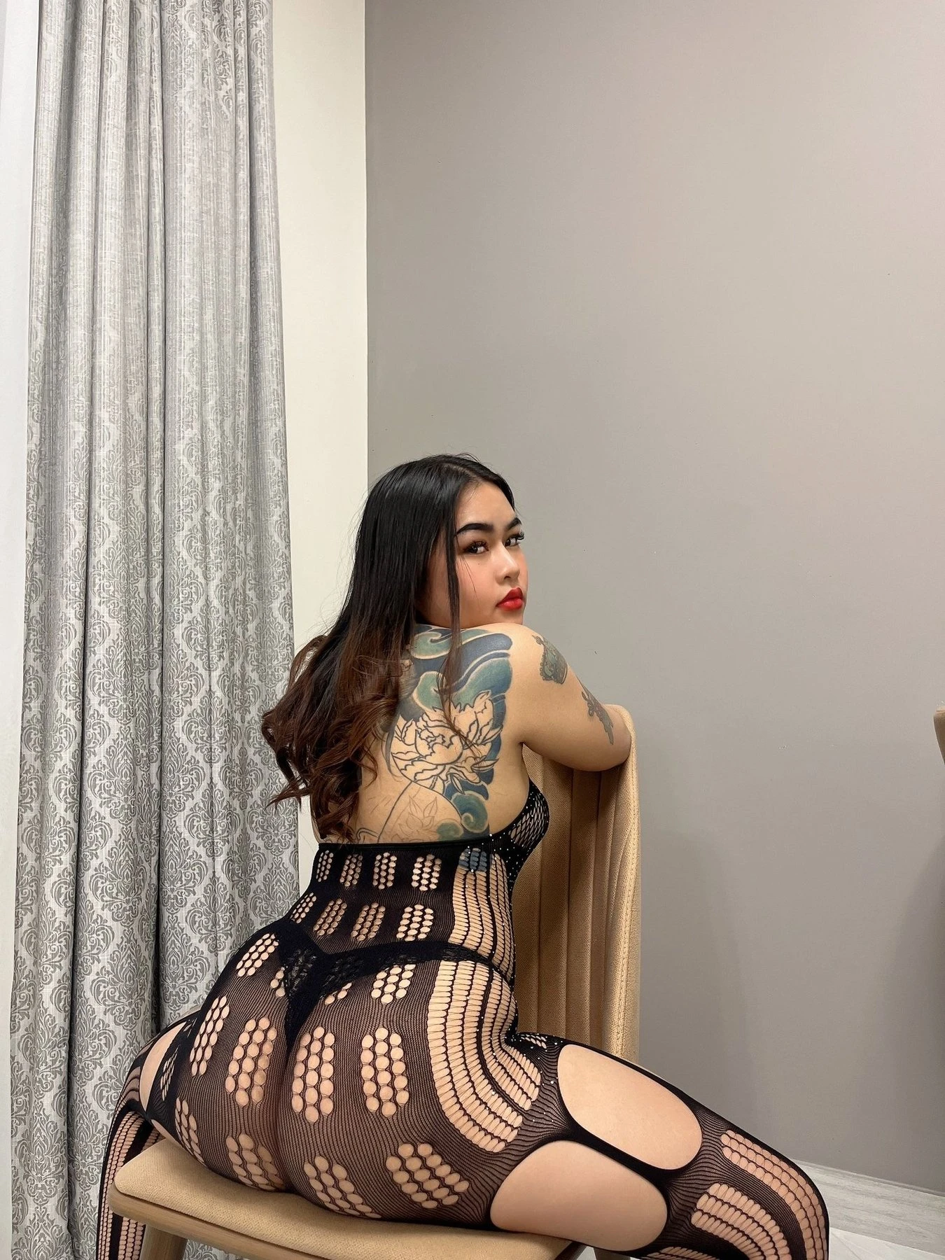 Lola VIP – Burmese escort in Seoul — 7 / 9