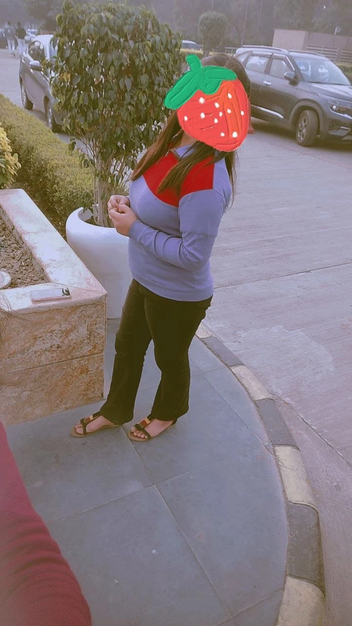Nidhi – Indian escort in Noida — 5 / 7