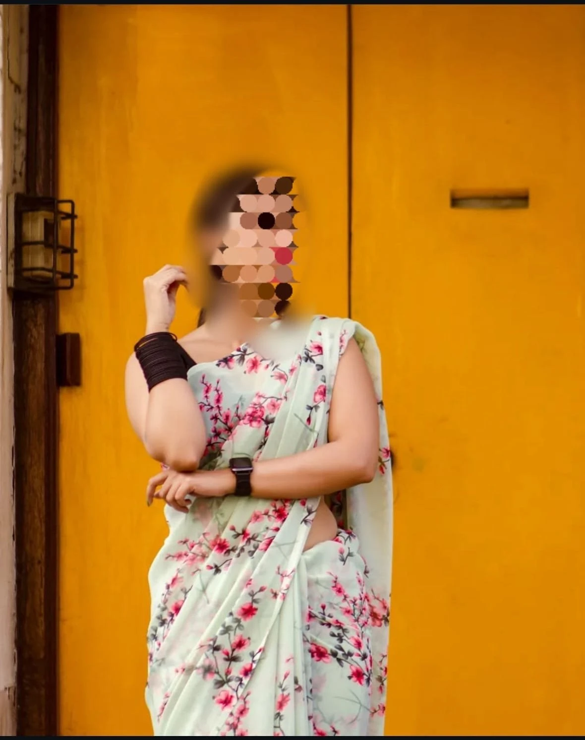 Akriti Singh – Indian escort in Mumbai — 8 / 9