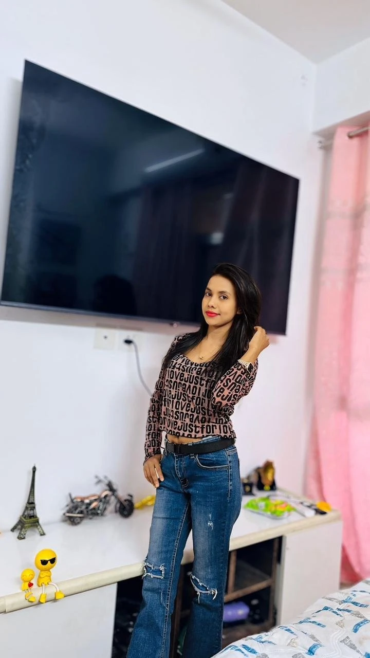 Revathi – Indian escort in Chennai — 2 / 3